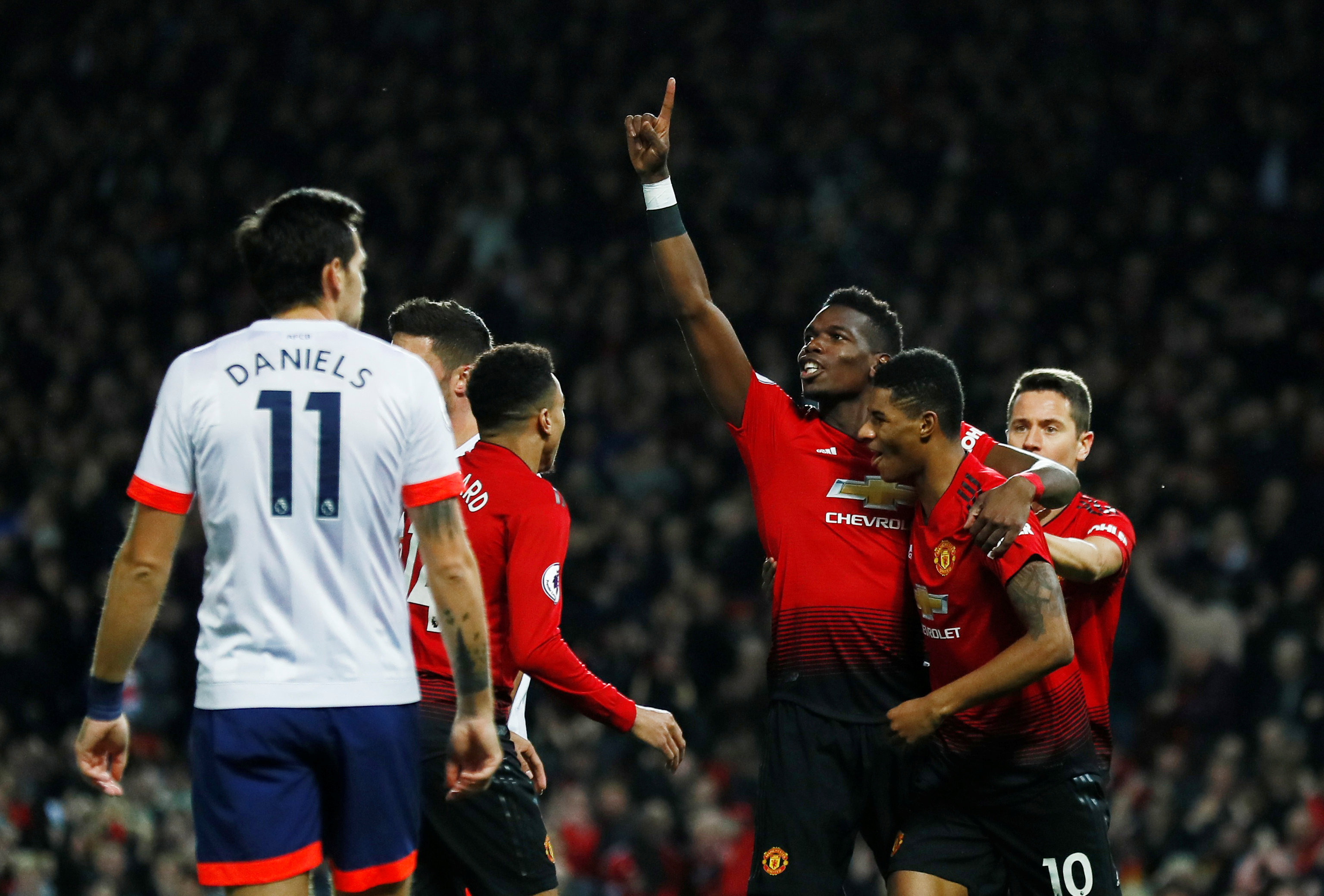 攻和防守中 攻和防守中